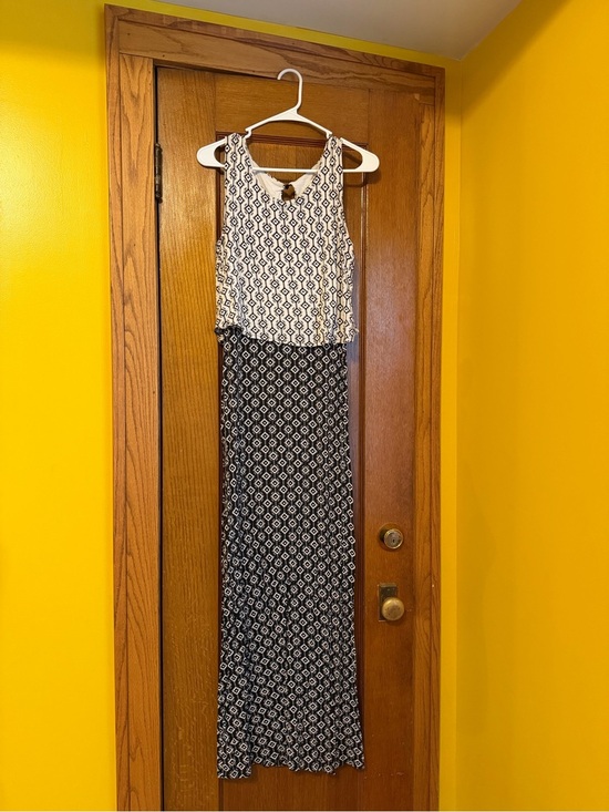 New York & Company Dresses & Skirts - New York & Company Black and White Geometric Maxi Dress